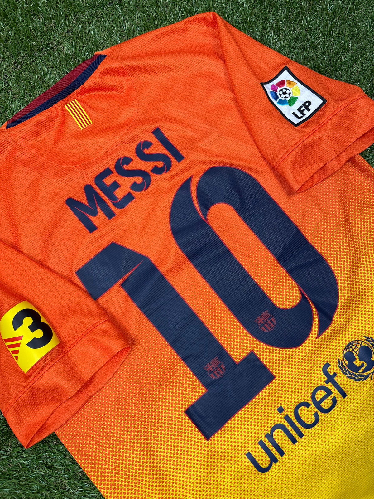 2013-2014 Barcelona home football jersey MESSI #10