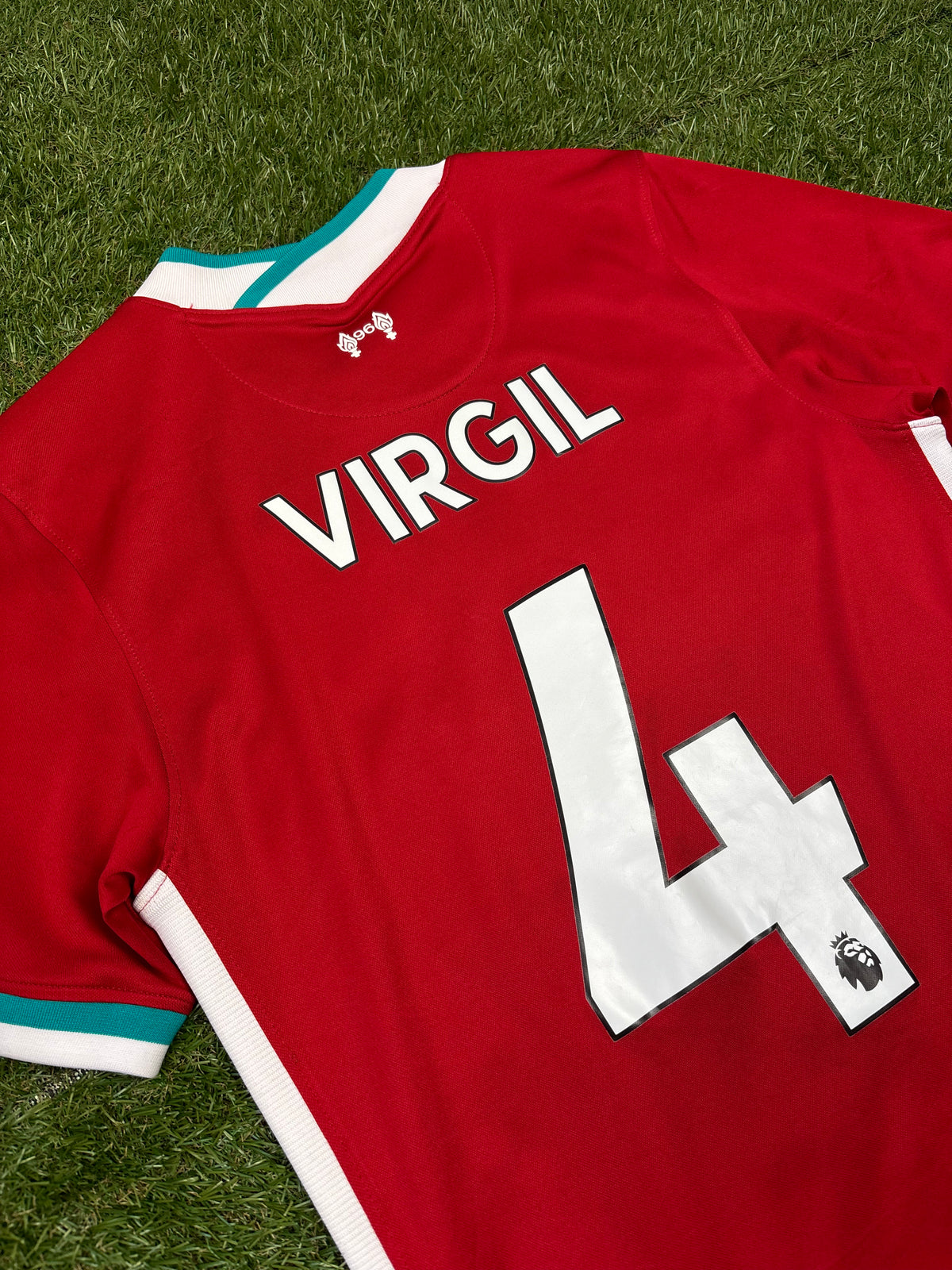 2020/2021 - Liverpool - Virgil VAN DIJK #4